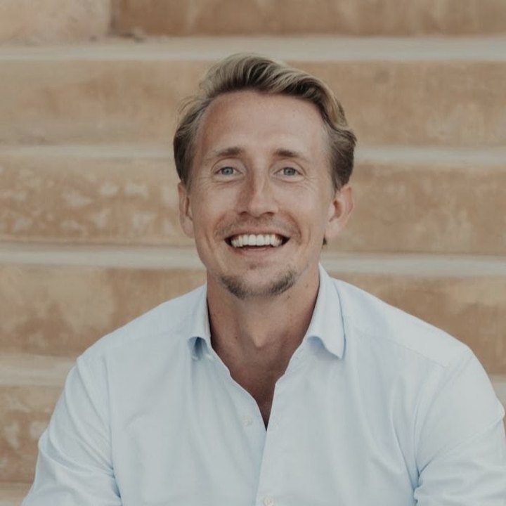 Alex Ikonn — Betting on Yourself: Risk, Reinvention, and Finding Success Down the Lesser Taken Route